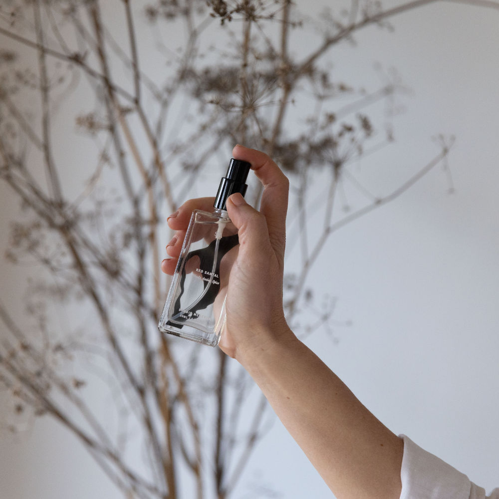 Signature Scented Interior Spray – Red Santal