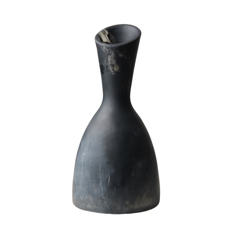 Resin Vase Black