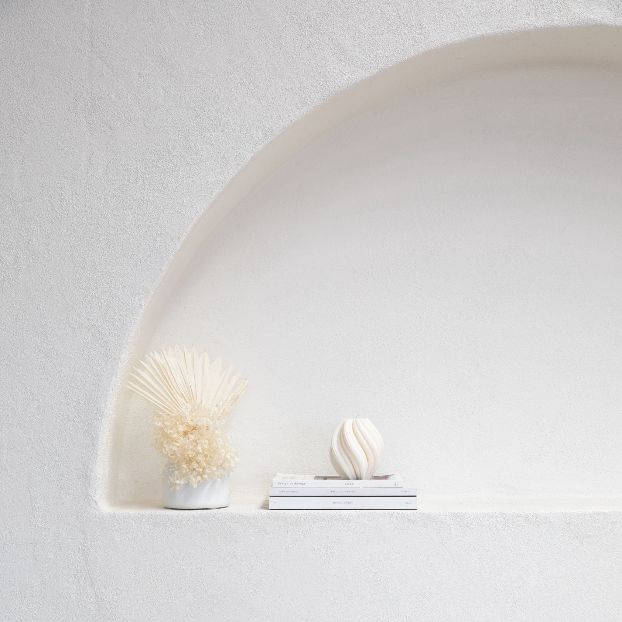 Swirl Sculptural Soy Wax Candle Medium