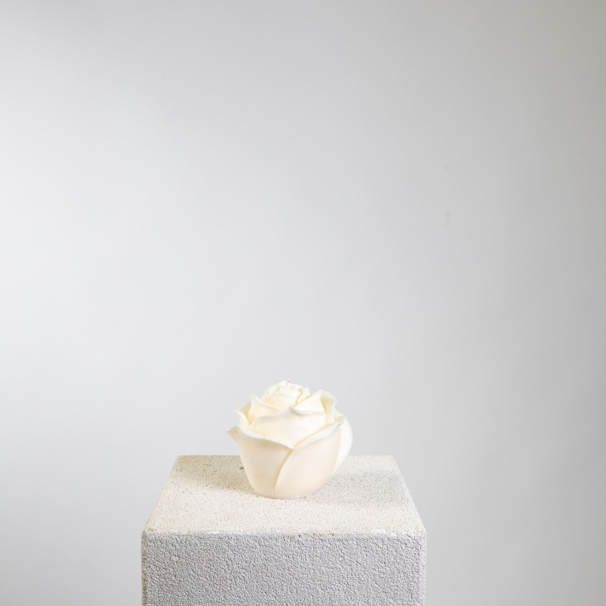 Petal Sculptural Soy Wax Candle Large