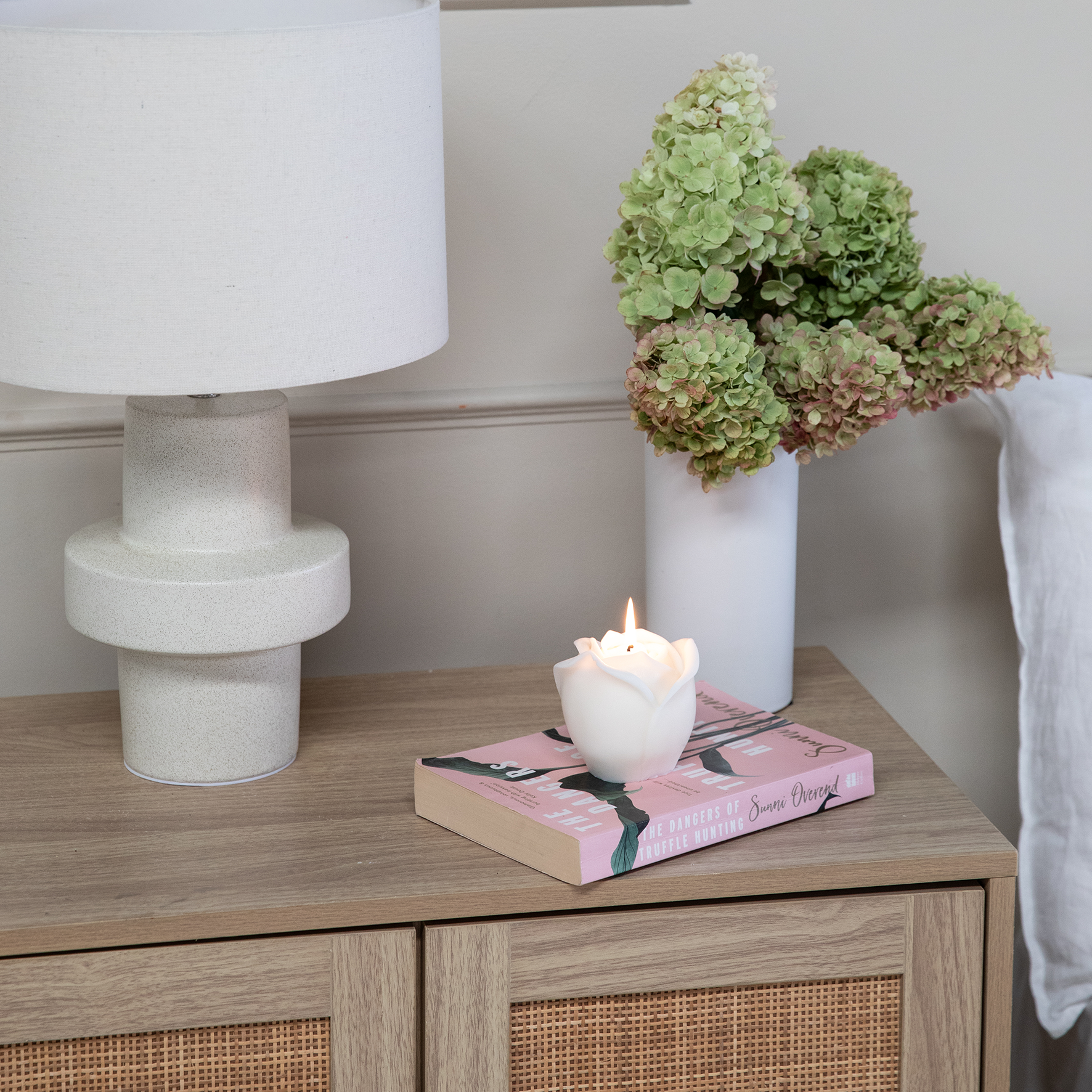 Petal Sculptural Soy Wax Candle Large