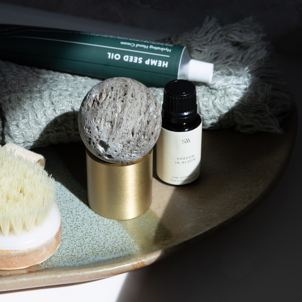 Shadow in Bloom Brass Scented Diffuser