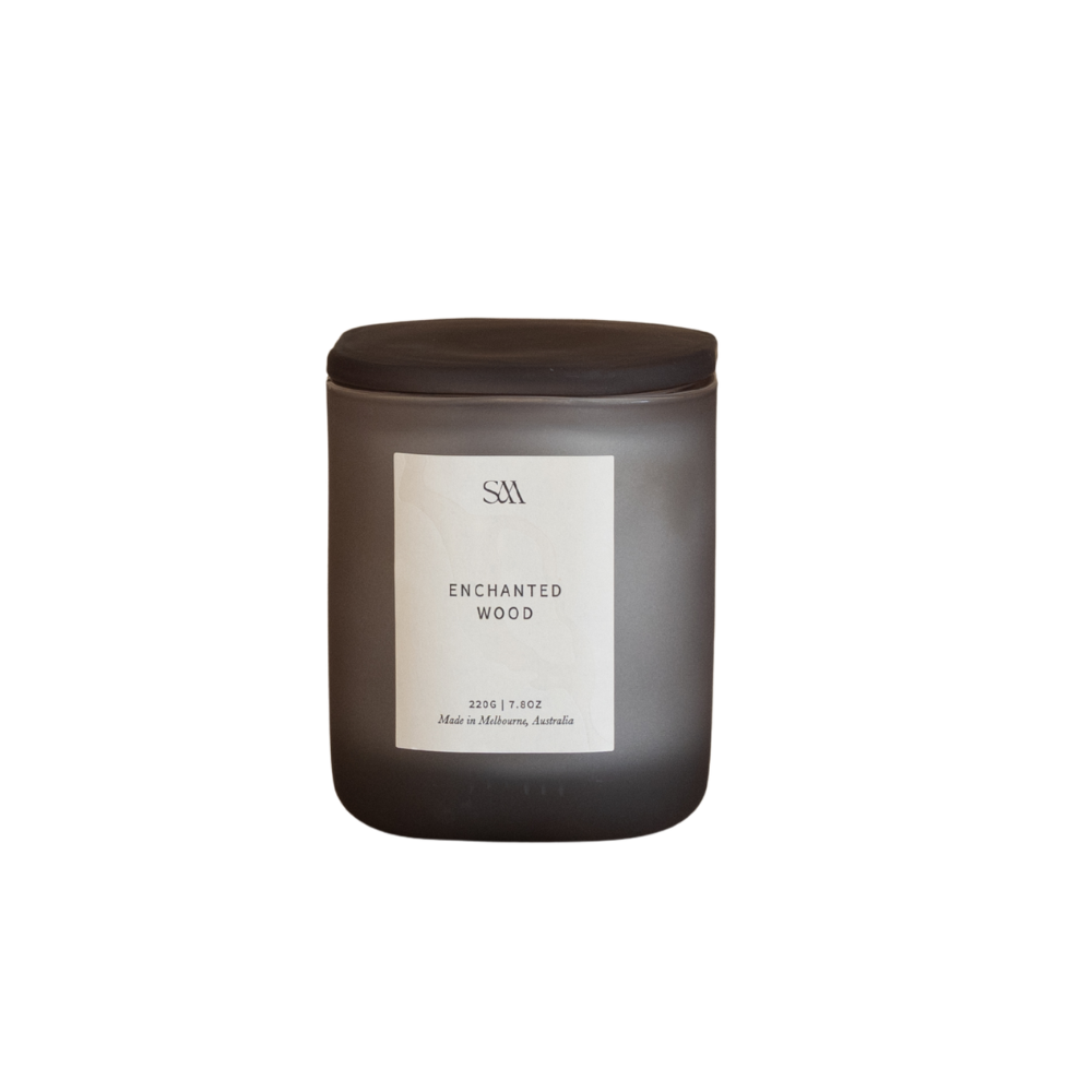 Signature Collection Candle Enchanted Wood 220g