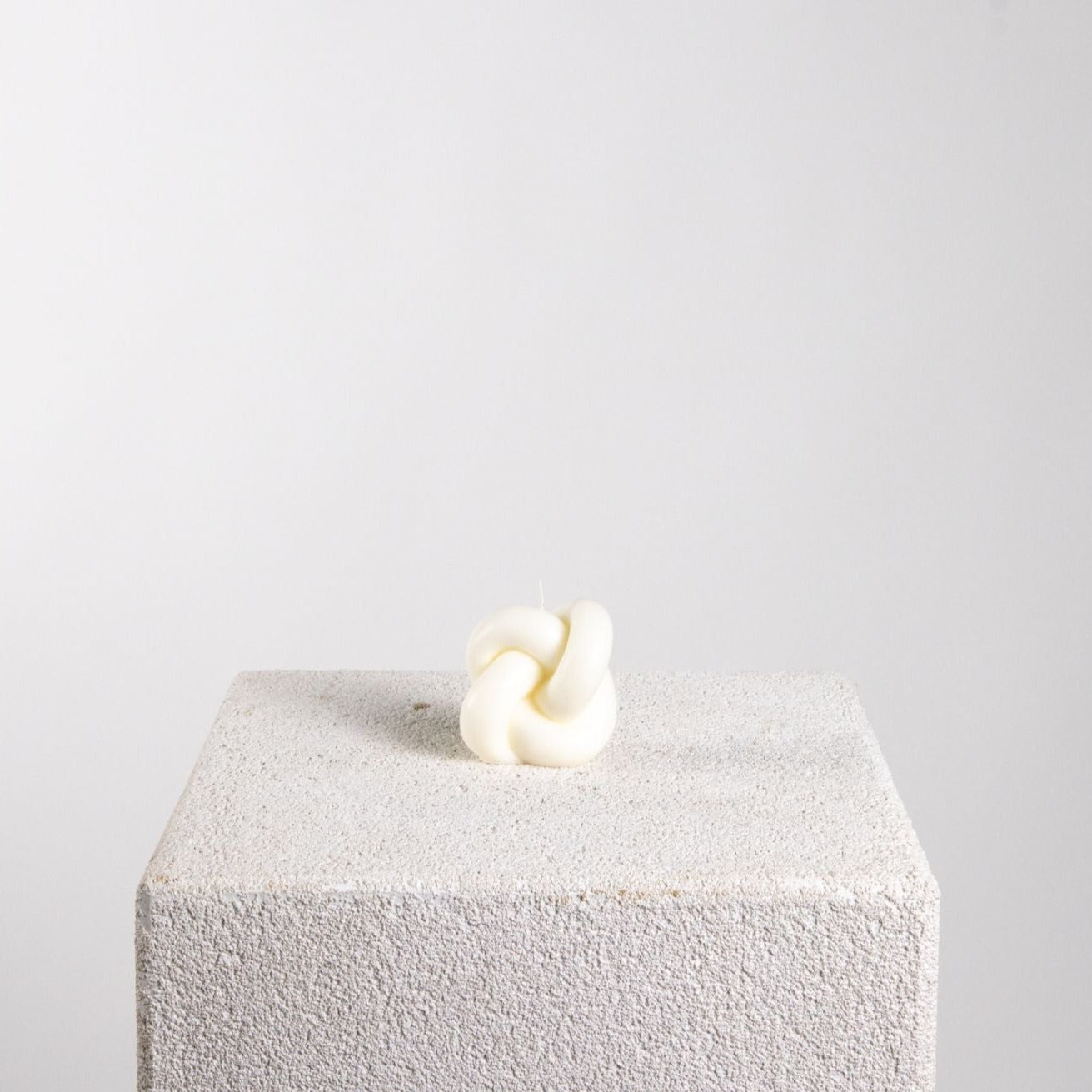 Knot Sculptural Soy Wax Candle Collection